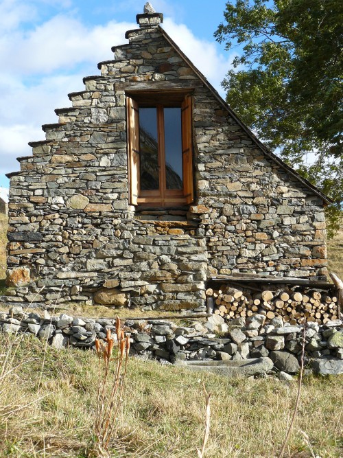 A MOUNTAIN BARN
