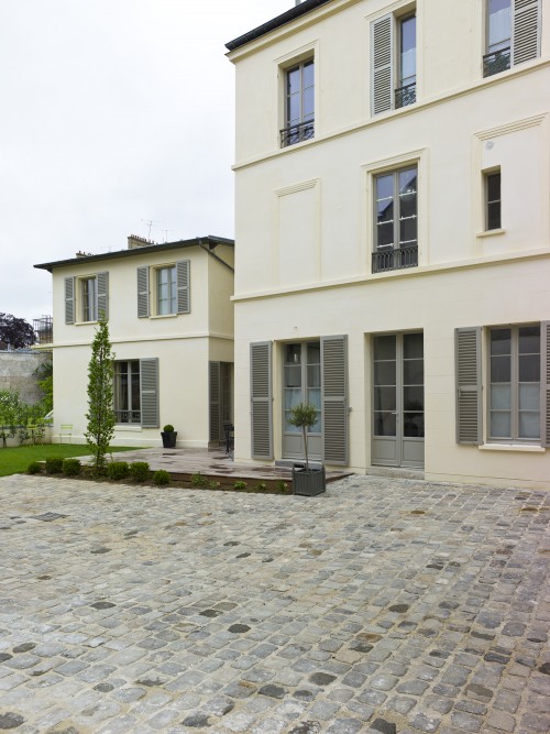 THE GARDEN ROOF HOUSE
